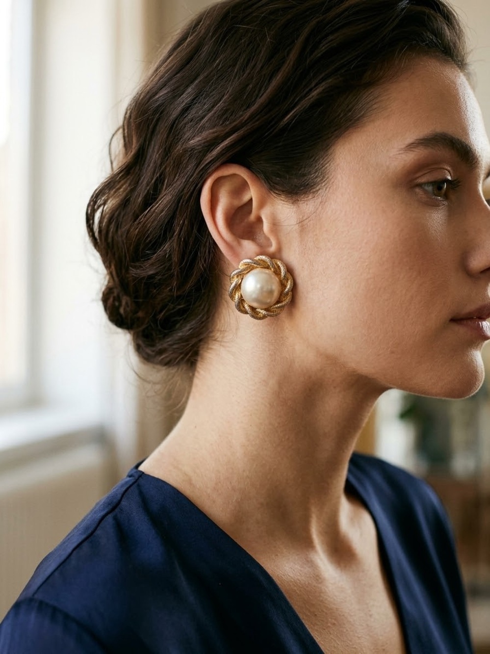 Vintage 80s Gold Rope Twist Faux Pearl Clip-On Statement Earrings For Wonen E065